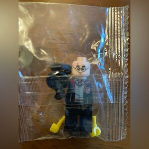 🧙 Miniature Harry Potter fits Lego Figure with Black and Red Outfit